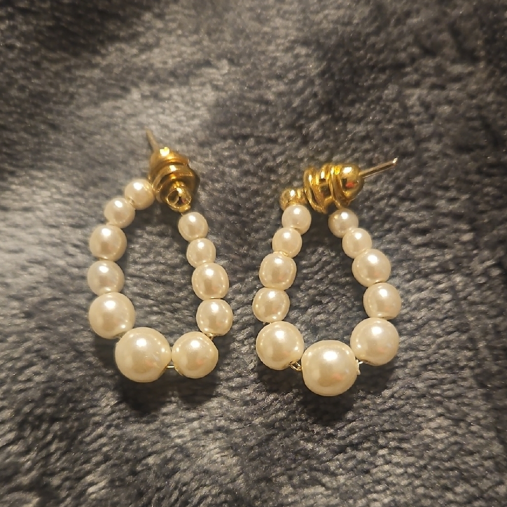 Gold Pearl Teardrop Hoop Earrings - Elegant Women’s Jewelry